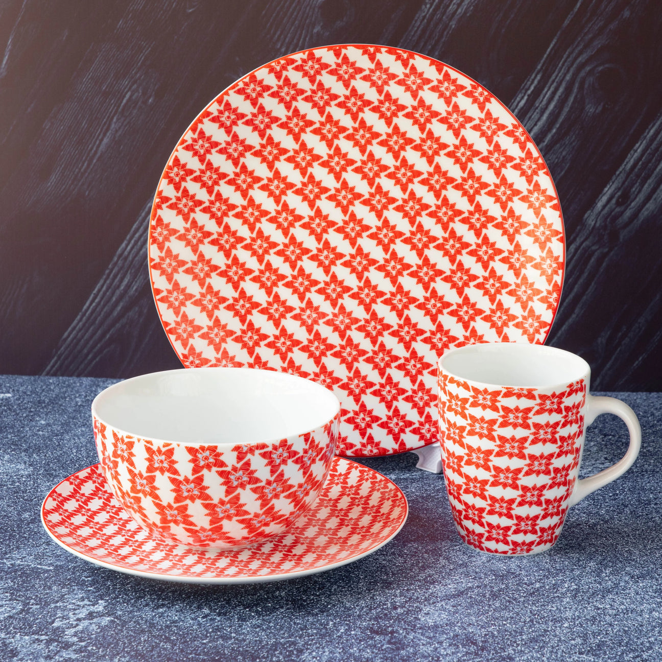 Majorelle 16-Piece Fine Porcelain Dinnerware Set – Service for 4