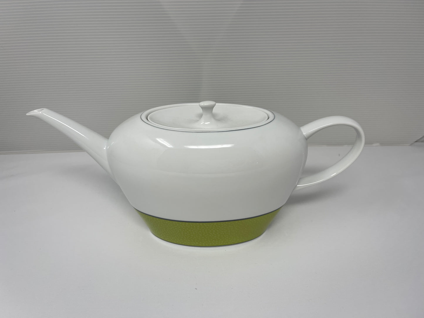 SPAL Portugal Teapot 1620 ML โ Green Nuggets | Dishwasher & Microwave Safe | Made in Portugal