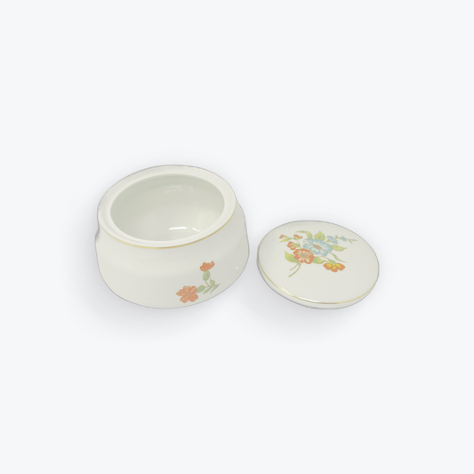 Fine Porcelain Candy Dish – 7cm H x 9 cm W  Charming. Delicate. Made in Hungary.