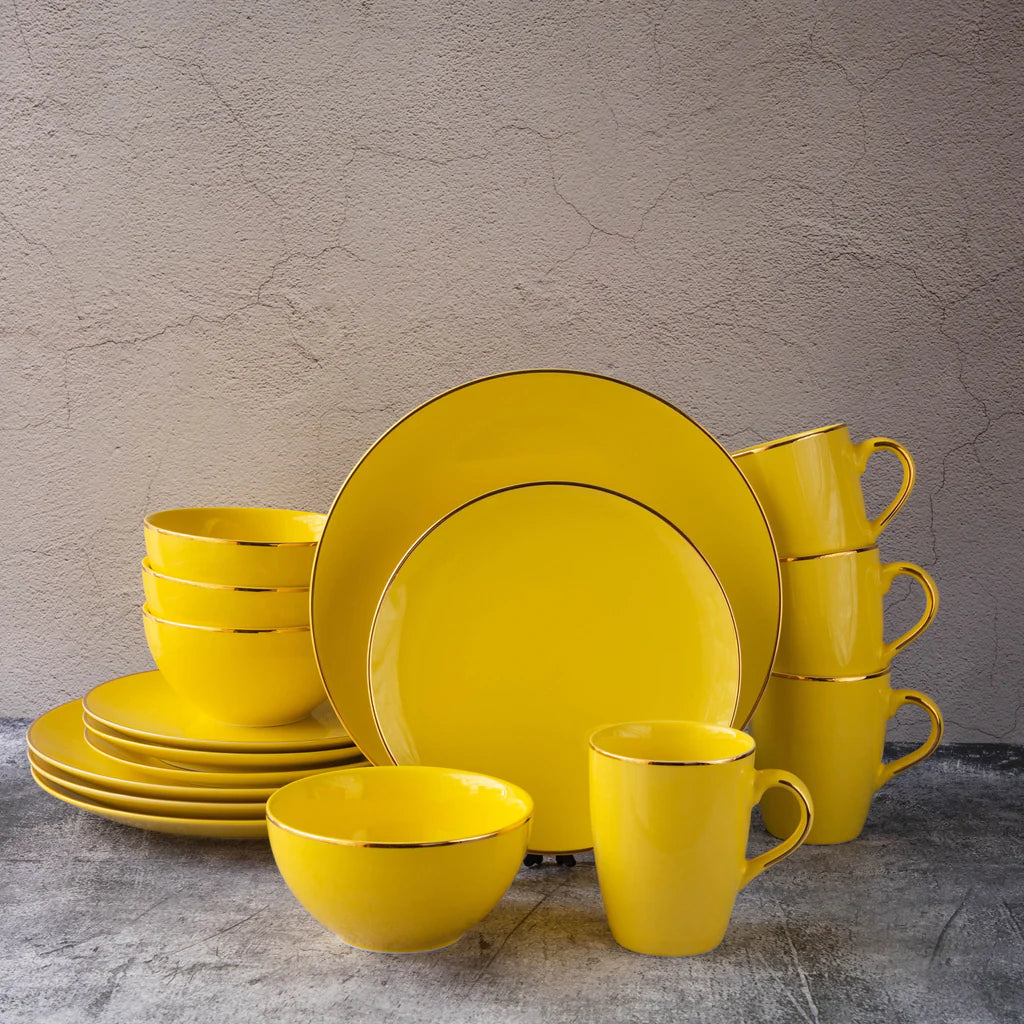 Senorita Yellow 16-Piece Fine Porcelain Dinnerware Set – Service for 4