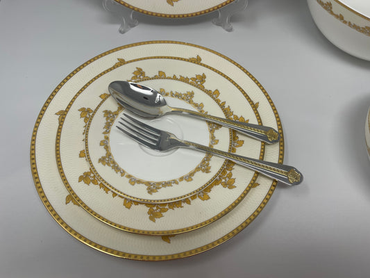 Cleopatra 32 Pcs Fine Bone China Dinner Set – Service for 6 | Elegant Tableware Made in Bangladesh